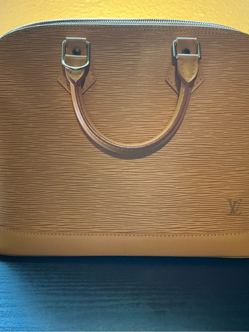 Louis Vuitton classic alma